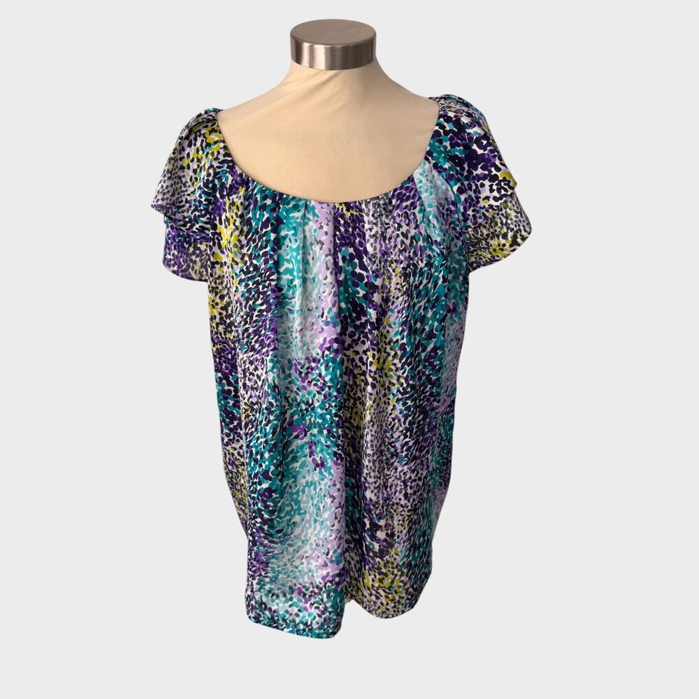 Dressbarn Woman 1X Flutter Sleeve Blouse Purple Green Satin Round Neck